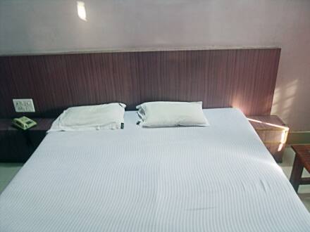 HOTEL AJJEET, Bilaspur 4